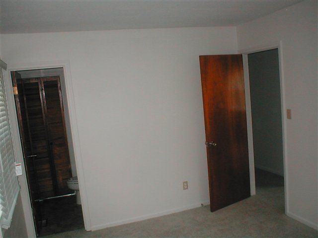 1220 Brynn Marr Road, Jacksonville, NC 28546