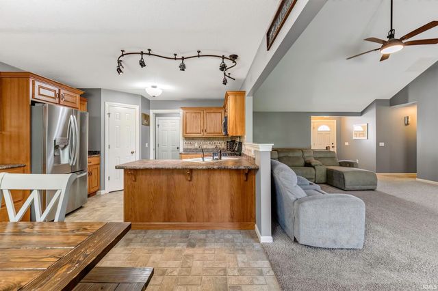 17705 Juniper Lane, Leo, IN 46765