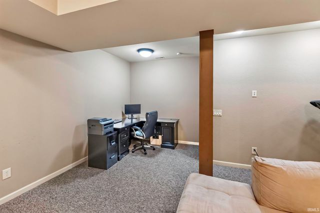 17705 Juniper Lane, Leo, IN 46765