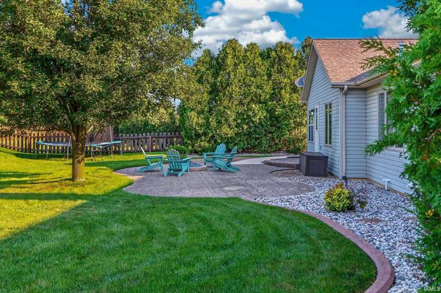 17705 Juniper Lane, Leo, IN 46765
