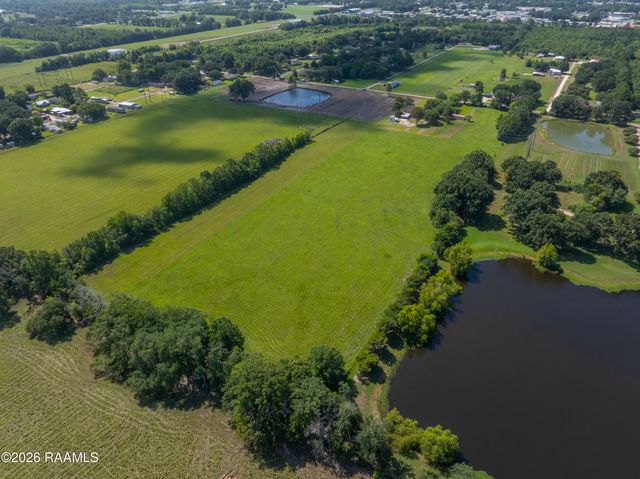 2126 Renaud Drive, Scott, LA 70583