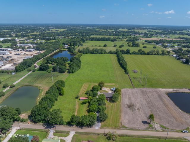 2126 Renaud Drive, Scott, LA 70583