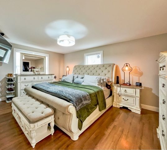 190 Mill St, Agawam, MA 01001