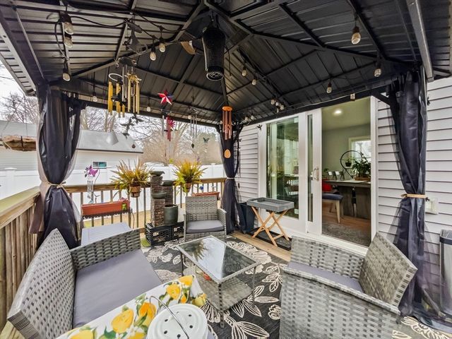 190 Mill St, Agawam, MA 01001