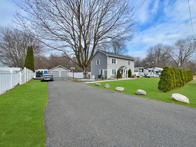 190 Mill St, Agawam, MA 01001