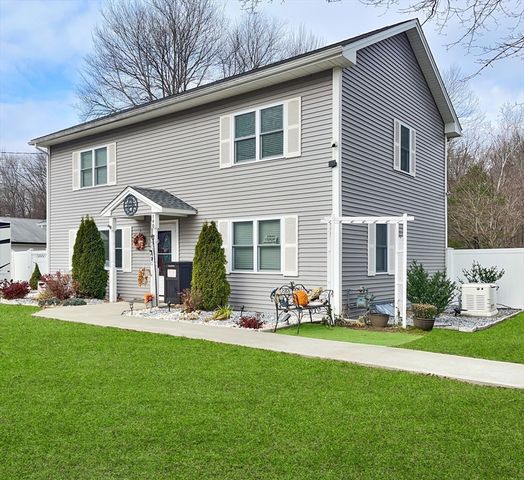 190 Mill St, Agawam, MA 01001
