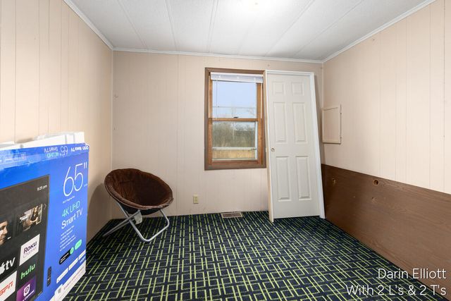 400 W Bridge Street, Lyons Vlg-lyons Twp, MI 48851