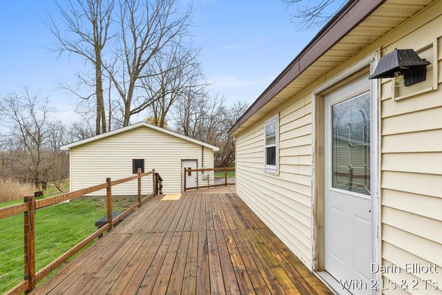 400 W Bridge Street, Lyons Vlg-lyons Twp, MI 48851
