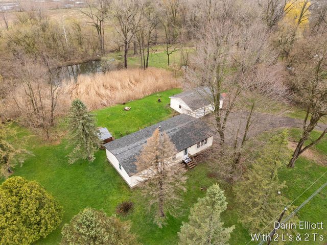 400 W Bridge Street, Lyons Vlg-lyons Twp, MI 48851