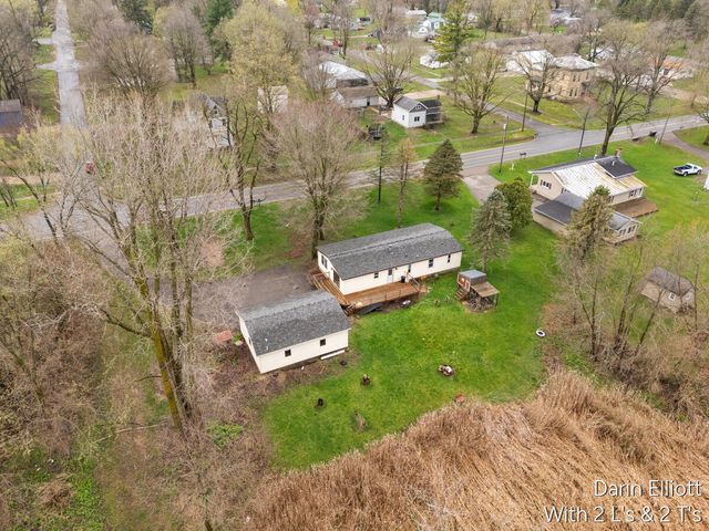 400 W Bridge Street, Lyons Vlg-lyons Twp, MI 48851