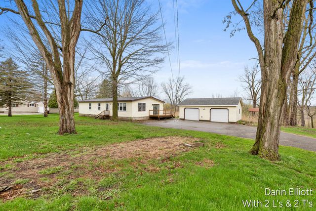 400 W Bridge Street, Lyons Vlg-lyons Twp, MI 48851