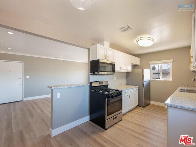 14857 Hartsook Street, Sherman Oaks (los Angeles), CA 91403