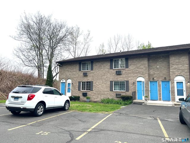 35 Mountain Village Road 30, Waterbury, CT 06706
