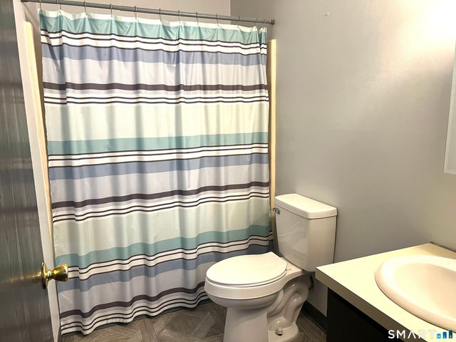 35 Mountain Village Road 30, Waterbury, CT 06706