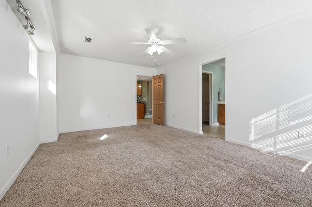 5212 Moore Loop, Crestview, FL 32536