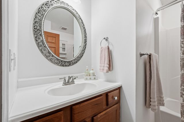 5212 Moore Loop, Crestview, FL 32536