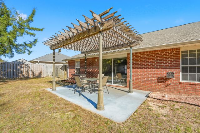 5212 Moore Loop, Crestview, FL 32536