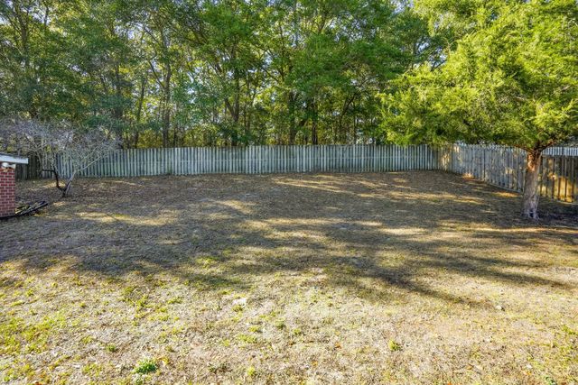 5212 Moore Loop, Crestview, FL 32536