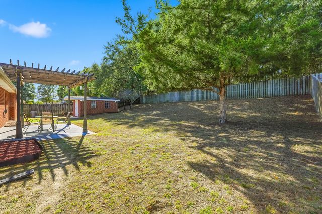 5212 Moore Loop, Crestview, FL 32536