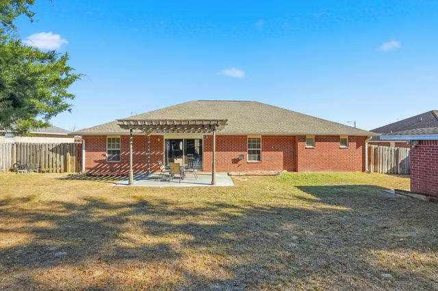 5212 Moore Loop, Crestview, FL 32536