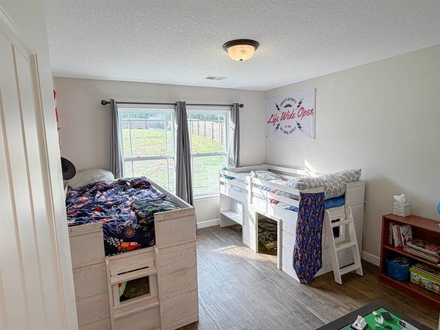 115 Fowler Road, Campobello, SC 29322