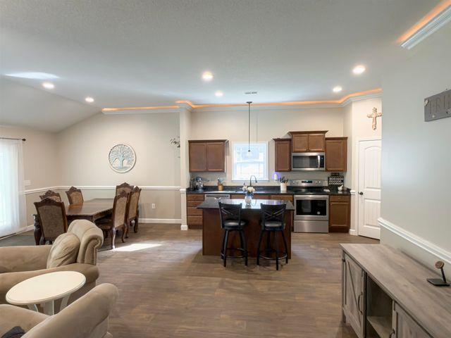 115 Fowler Road, Campobello, SC 29322