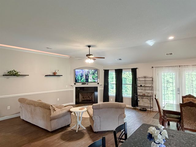 115 Fowler Road, Campobello, SC 29322
