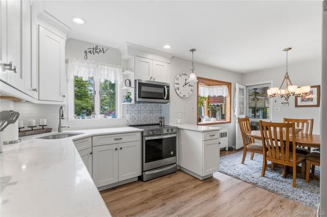 1359 Manor Lane, Bay Shore, NY 11706