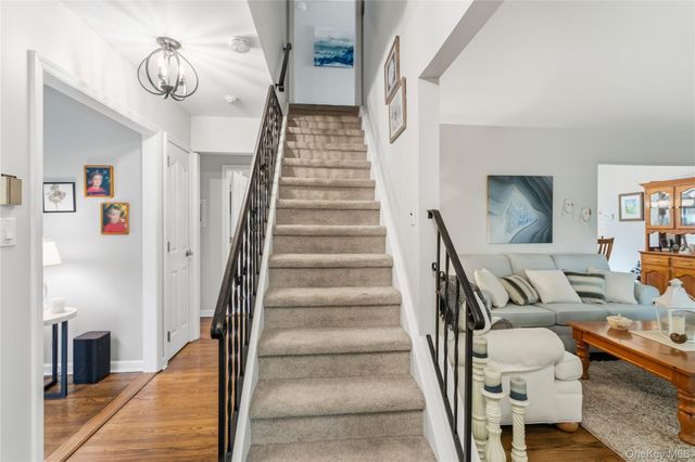 1359 Manor Lane, Bay Shore, NY 11706