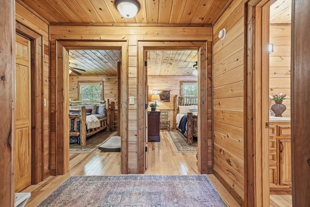 284 The Woods Road, Mineral Bluff, GA 30559