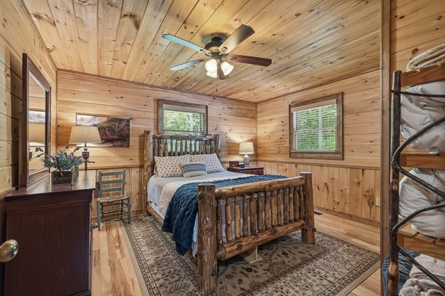 284 The Woods Road, Mineral Bluff, GA 30559