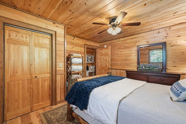 284 The Woods Road, Mineral Bluff, GA 30559