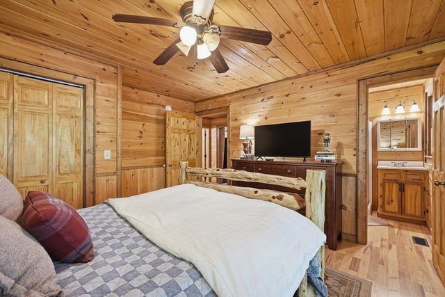 284 The Woods Road, Mineral Bluff, GA 30559