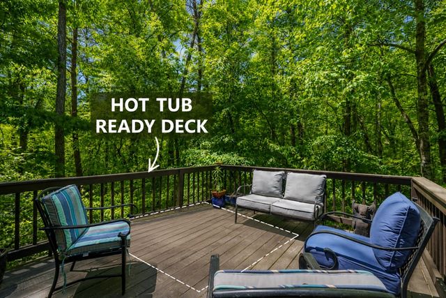 284 The Woods Road, Mineral Bluff, GA 30559