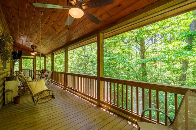 284 The Woods Road, Mineral Bluff, GA 30559