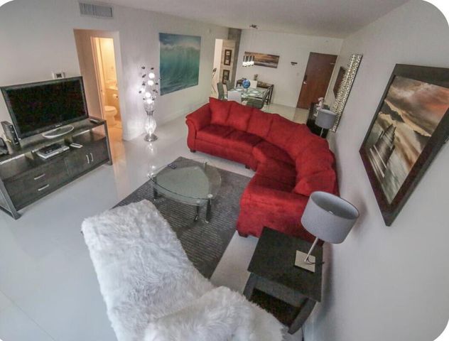 4001 S Ocean Drive 16H, Hollywood, FL 33019