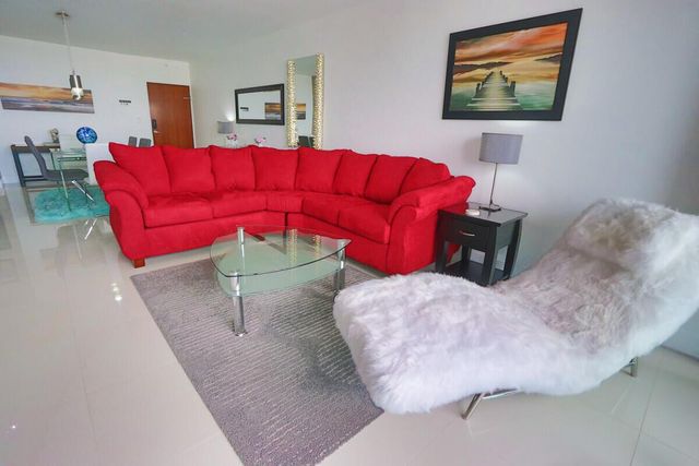 4001 S Ocean Drive 16H, Hollywood, FL 33019