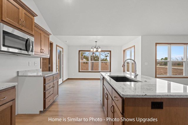 1723 BETTY JEAN LANE, Green Bay, WI 54313