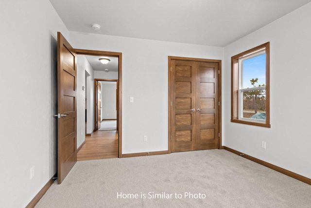 1723 BETTY JEAN LANE, Green Bay, WI 54313