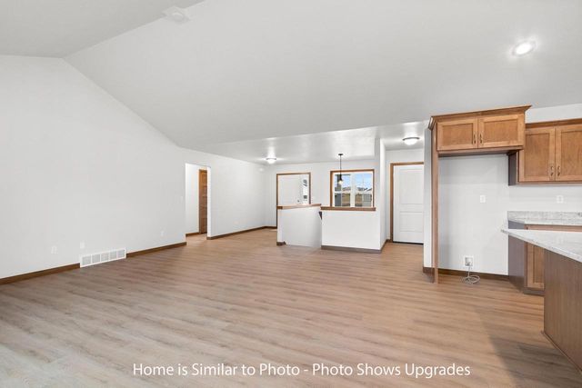 1723 BETTY JEAN LANE, Green Bay, WI 54313