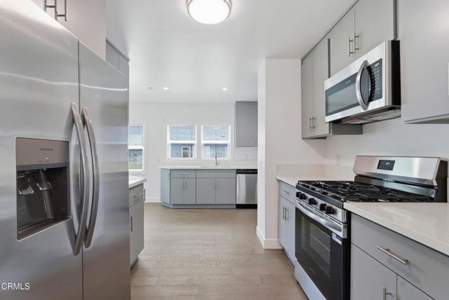 250 S Avenue 55, Los Angeles, CA 90042