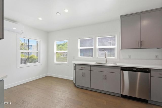 250 S Avenue 55, Los Angeles, CA 90042