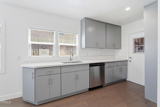 250 S Avenue 55, Los Angeles, CA 90042