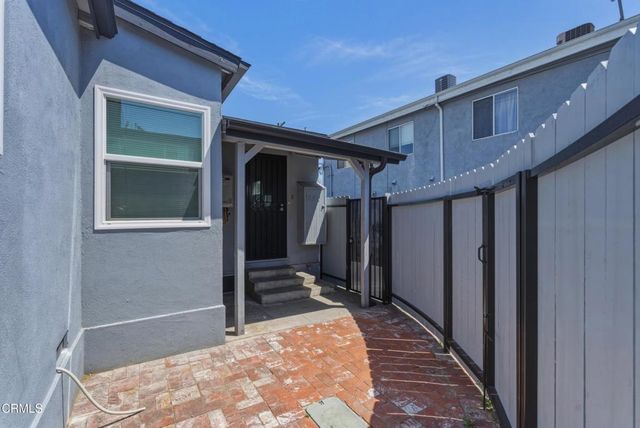 250 S Avenue 55, Los Angeles, CA 90042