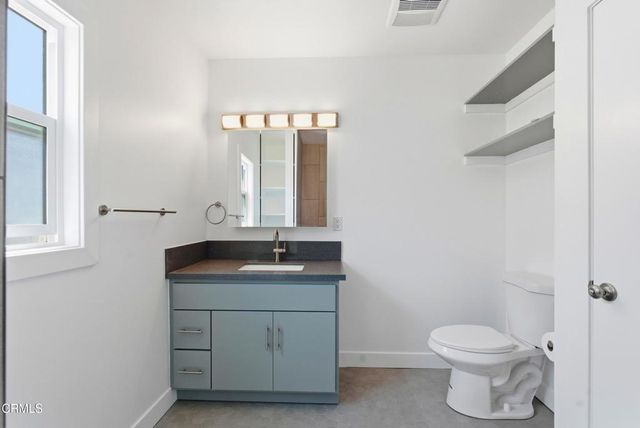 250 S Avenue 55, Los Angeles, CA 90042