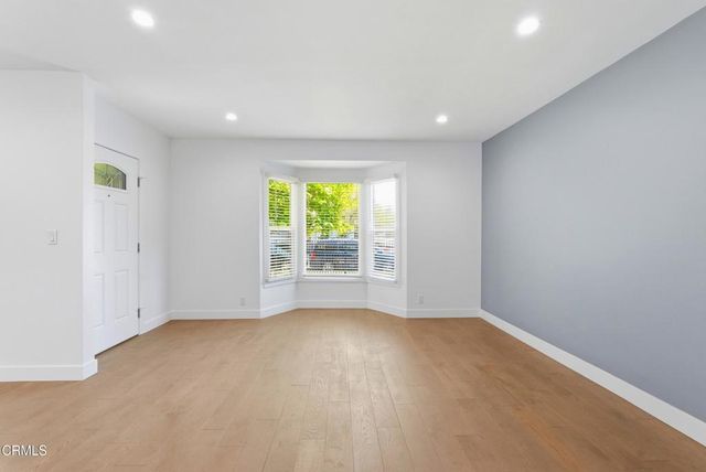 250 S Avenue 55, Los Angeles, CA 90042