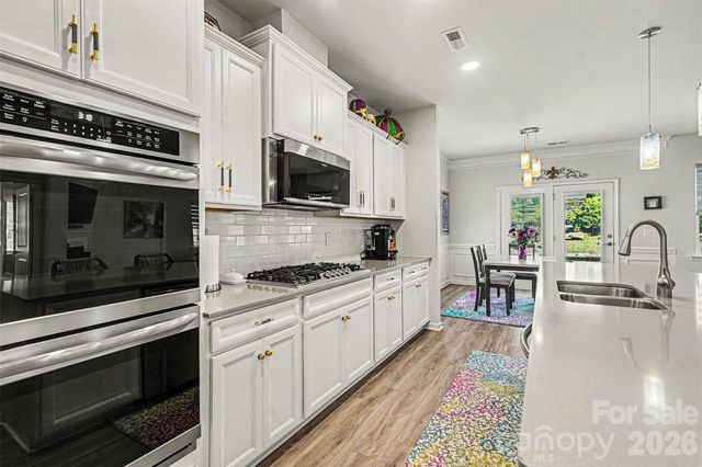 3024 Deep River Way, Waxhaw, NC 28173