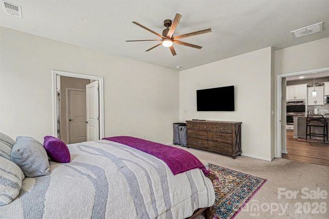 3024 Deep River Way, Waxhaw, NC 28173