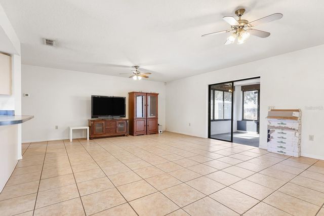 2602 SAVANNAH DRIVE, Plant City, FL 33563