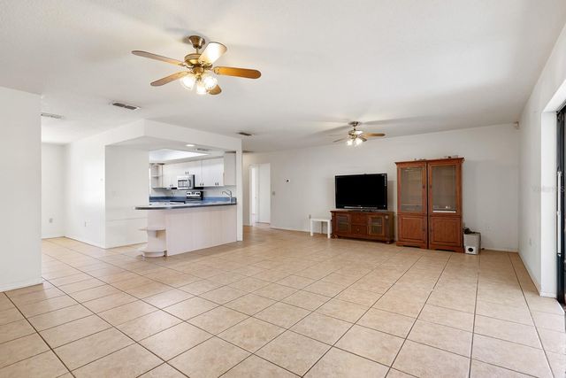 2602 SAVANNAH DRIVE, Plant City, FL 33563